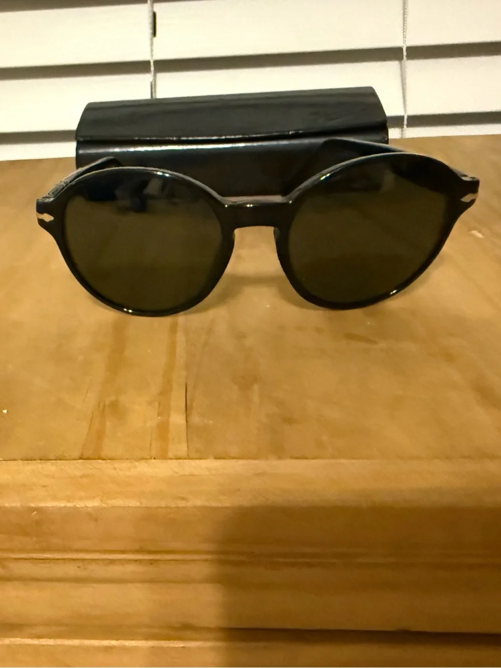 Persol Black Round Sunglasses 2988-5